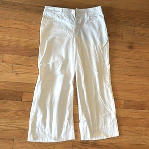 Women’s cropped wide leg white jeans